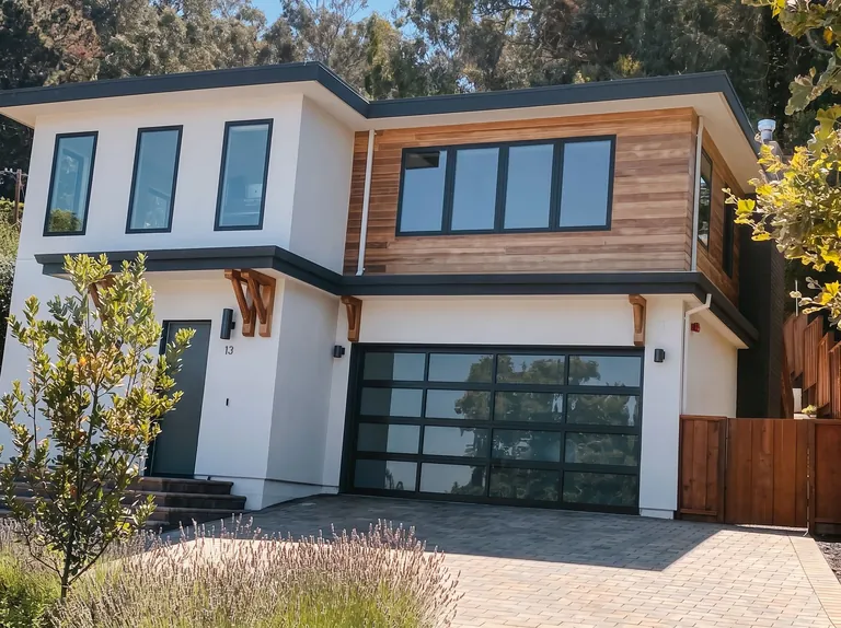 Modern flat-roof refresh, Peninsula