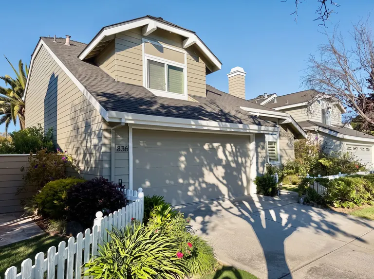 Dormer home repaint, Bay Area