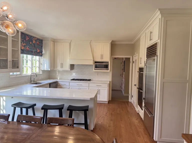 Kitchen cabinetry & hood refresh, Peninsula